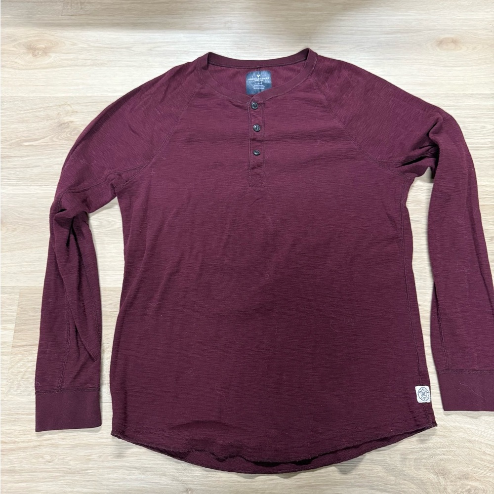 American Eagle Outfitters Maroon Long Sleeve. Men’s. Large.